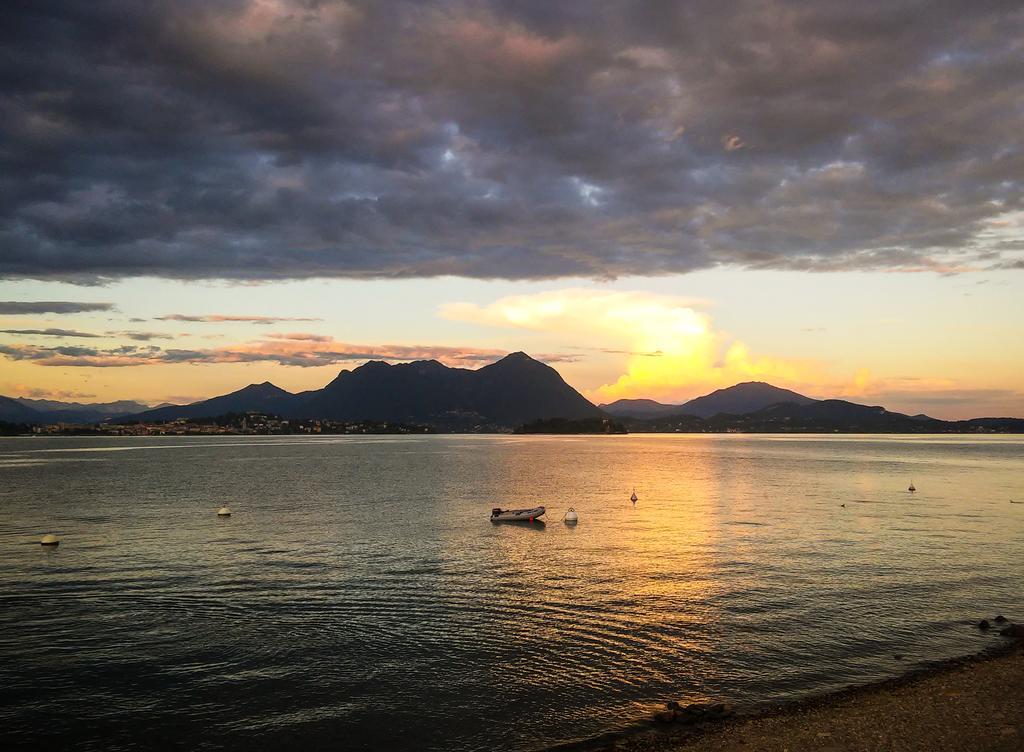 Camping Parisi Baveno Eksteriør bilde